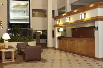 H I Express & Suites San Antonio Medical-Six Flags Buitenkant foto